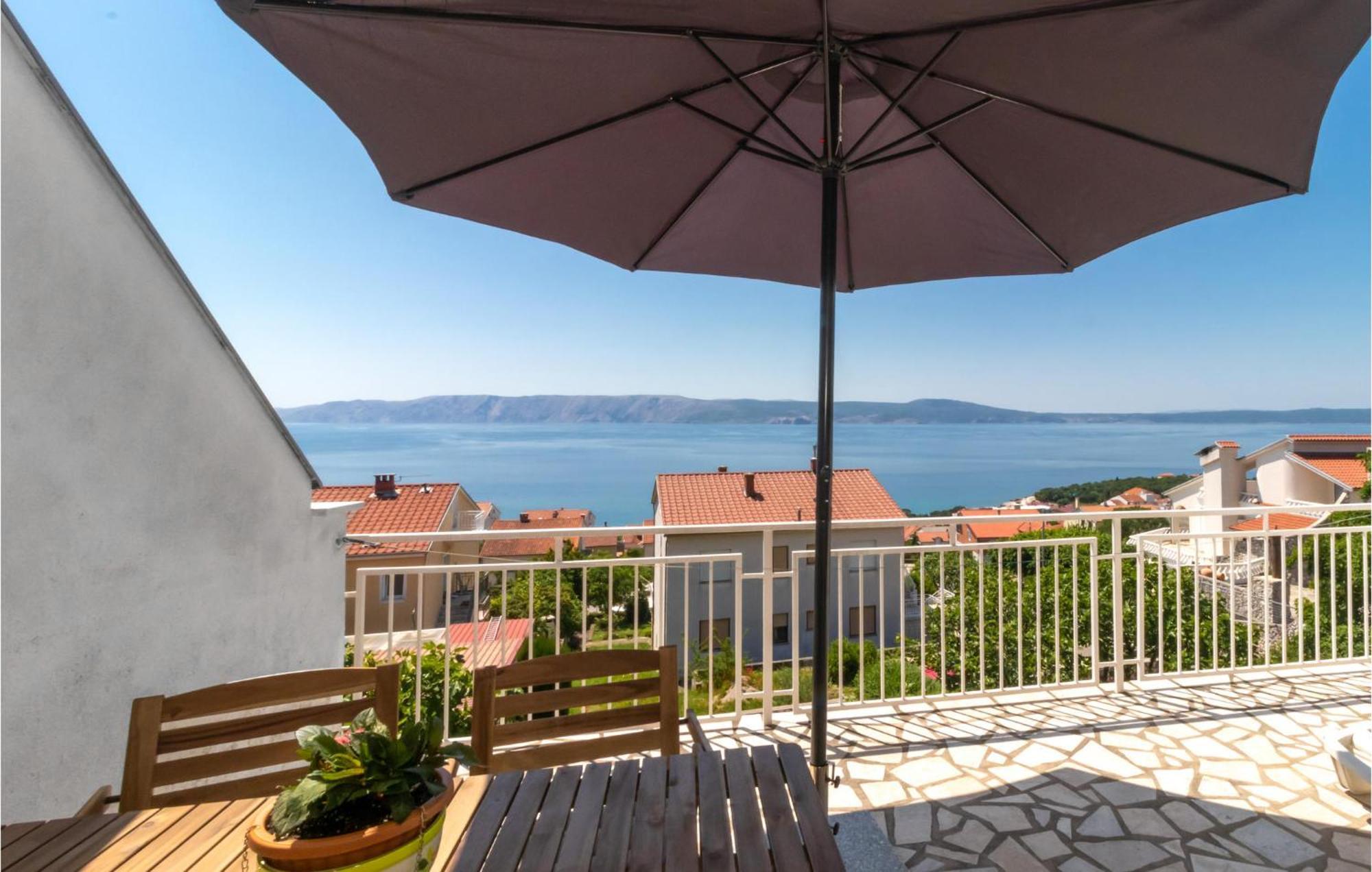 Lovely Apartment In Novi Vinodolski With Wifi מראה חיצוני תמונה
