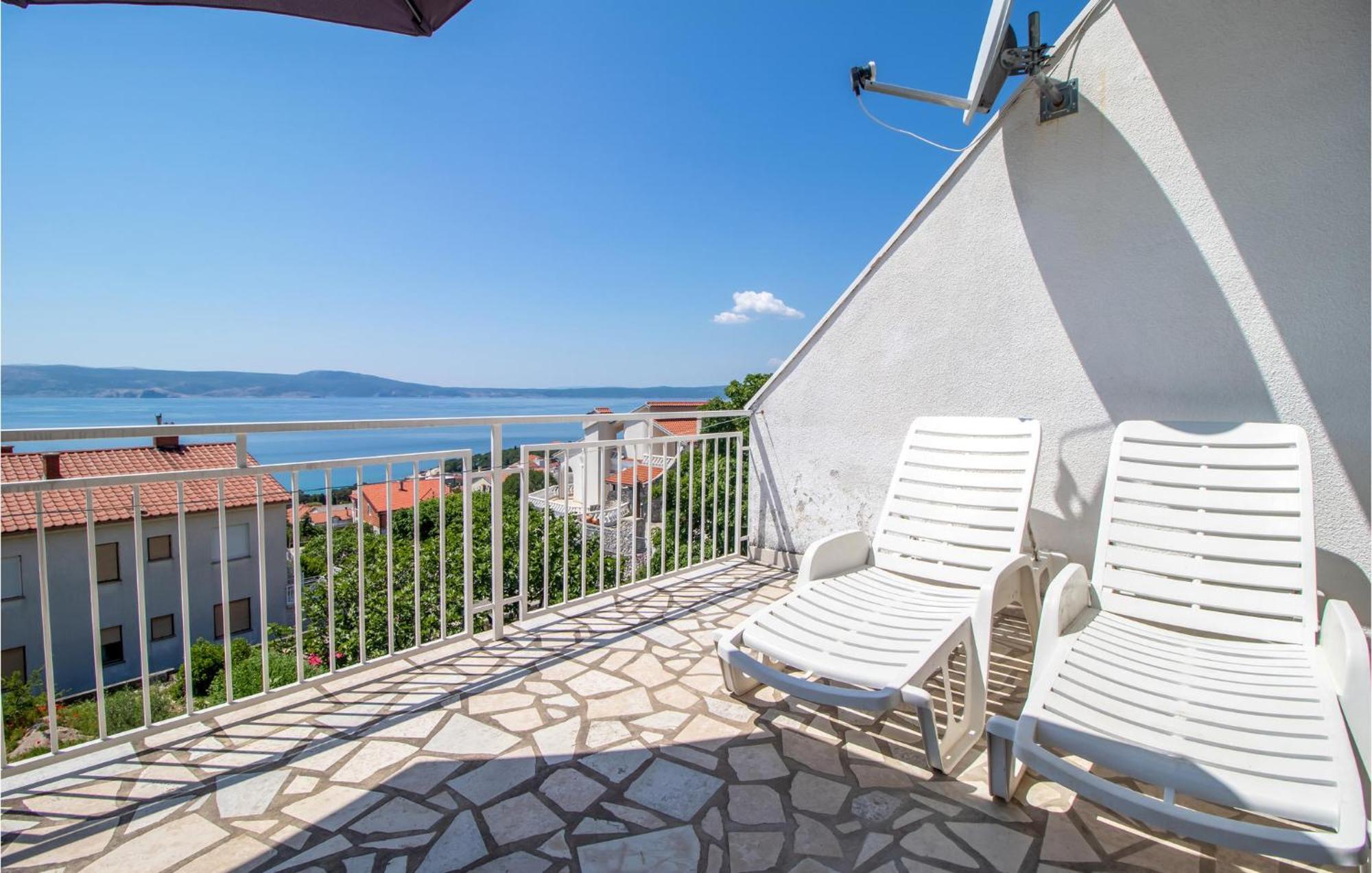 Lovely Apartment In Novi Vinodolski With Wifi מראה חיצוני תמונה