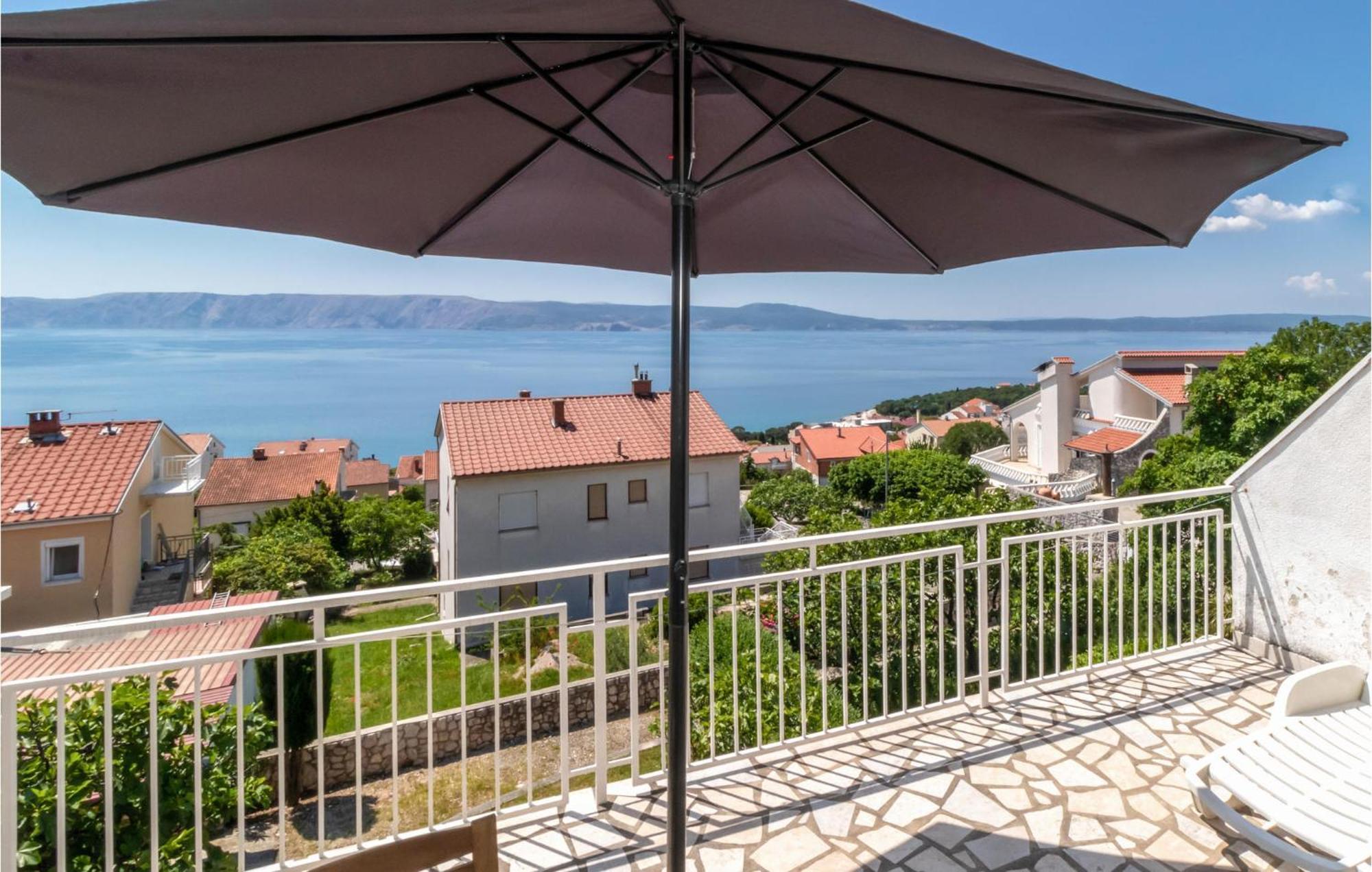 Lovely Apartment In Novi Vinodolski With Wifi מראה חיצוני תמונה